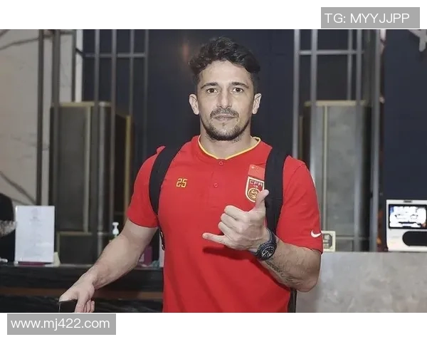 昔日足球场上风光无限的帅气球星们如今何在 揭秘他们的退役生活